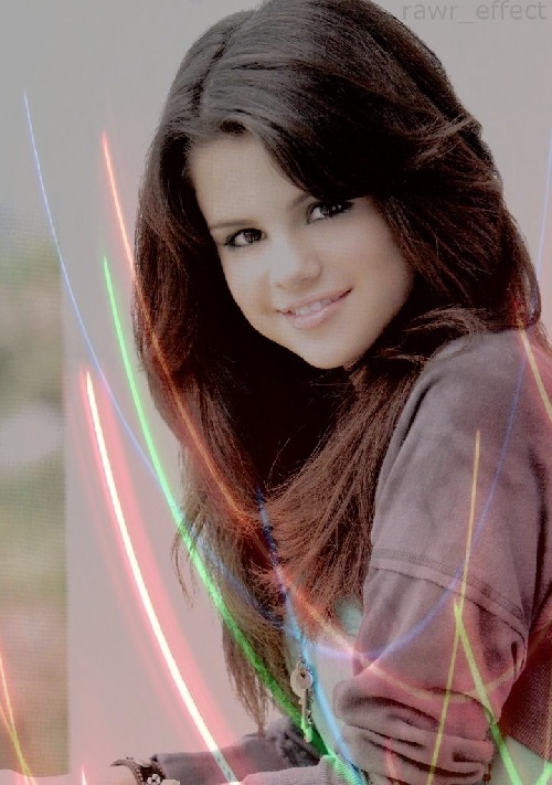 selena-gomez-701.jpg
